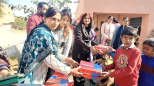 MOV_4721.MP4_snapshot_00.03_[2025.12.24_08.14.45]