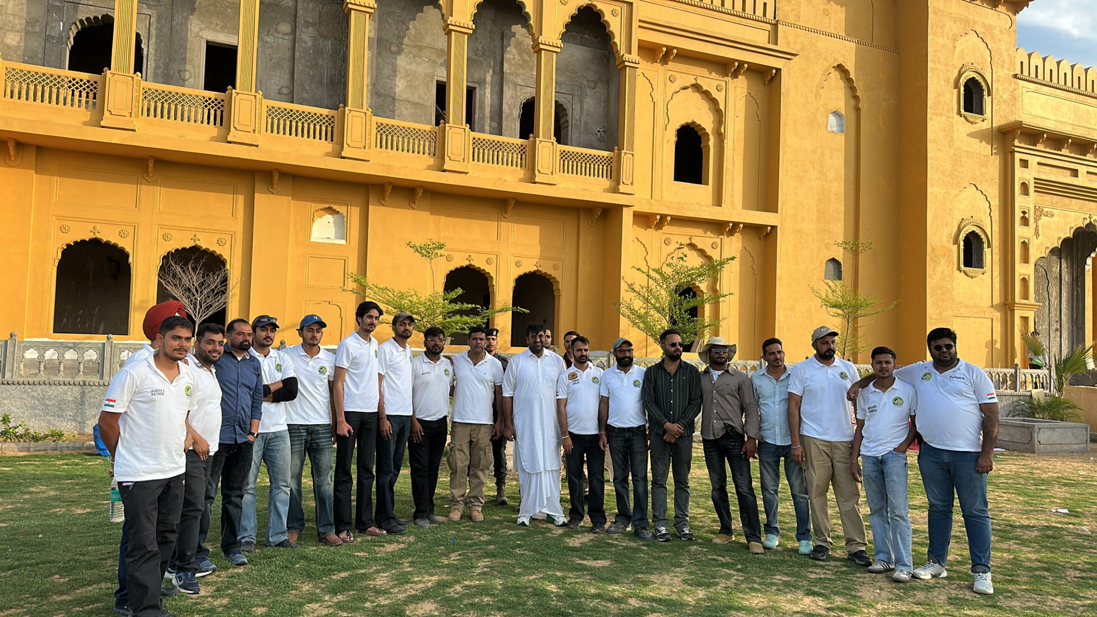 CjQKMFNuYXBjaGF0LzEzLjgyLjAuNTIgKGlQaG9uZTE1LDM7IGlPUyAxOC43OyBnemlwKSAC