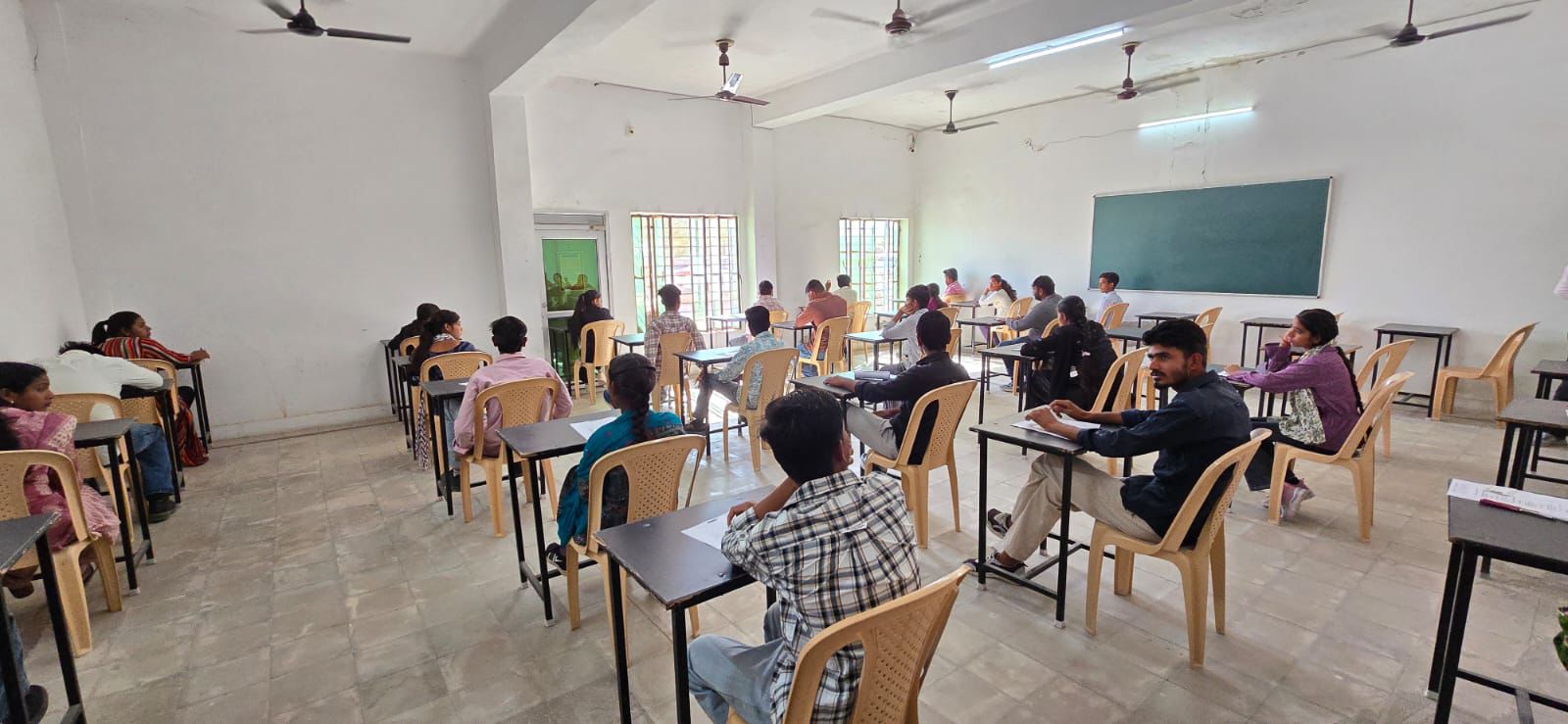 WhatsApp Image 2026-04-12 at 20.05.26